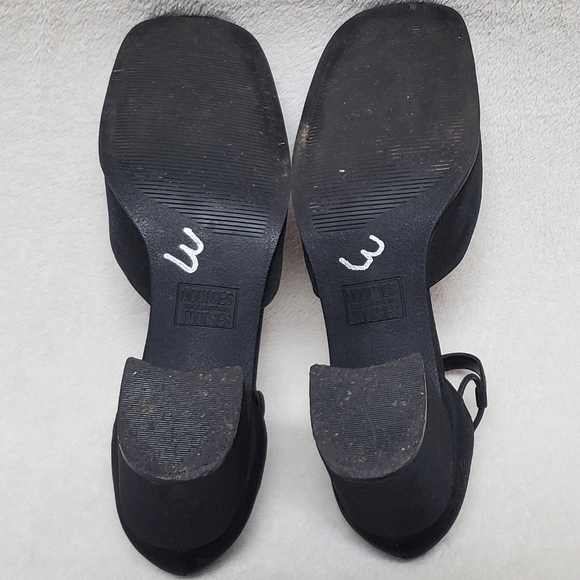90s Vintage Mootsies Tootsies Black Square Toe Chunky Block Heel Maryjane Shoes - Picture 15 of 16
